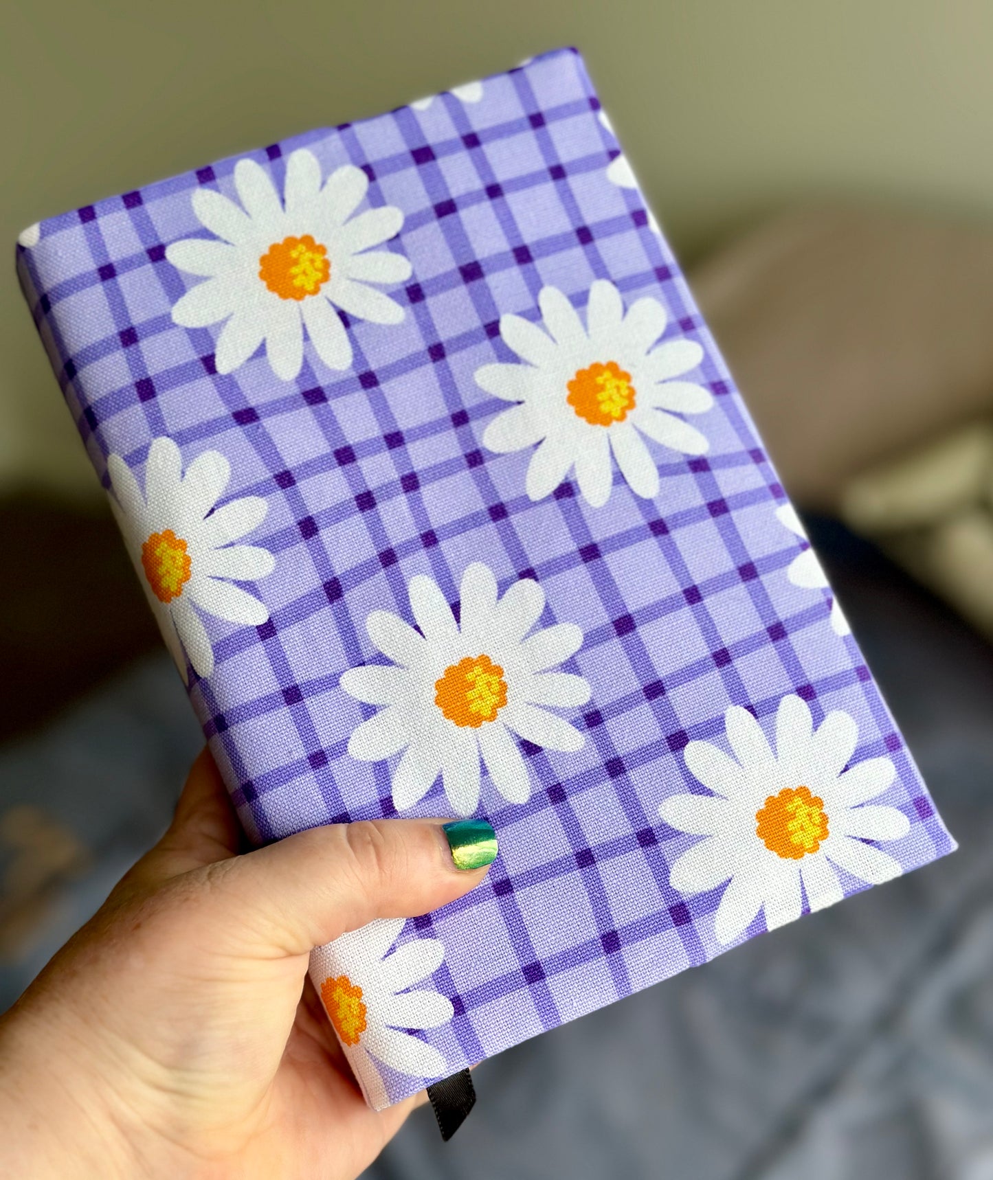 Daisy - Adjustable Book Cover