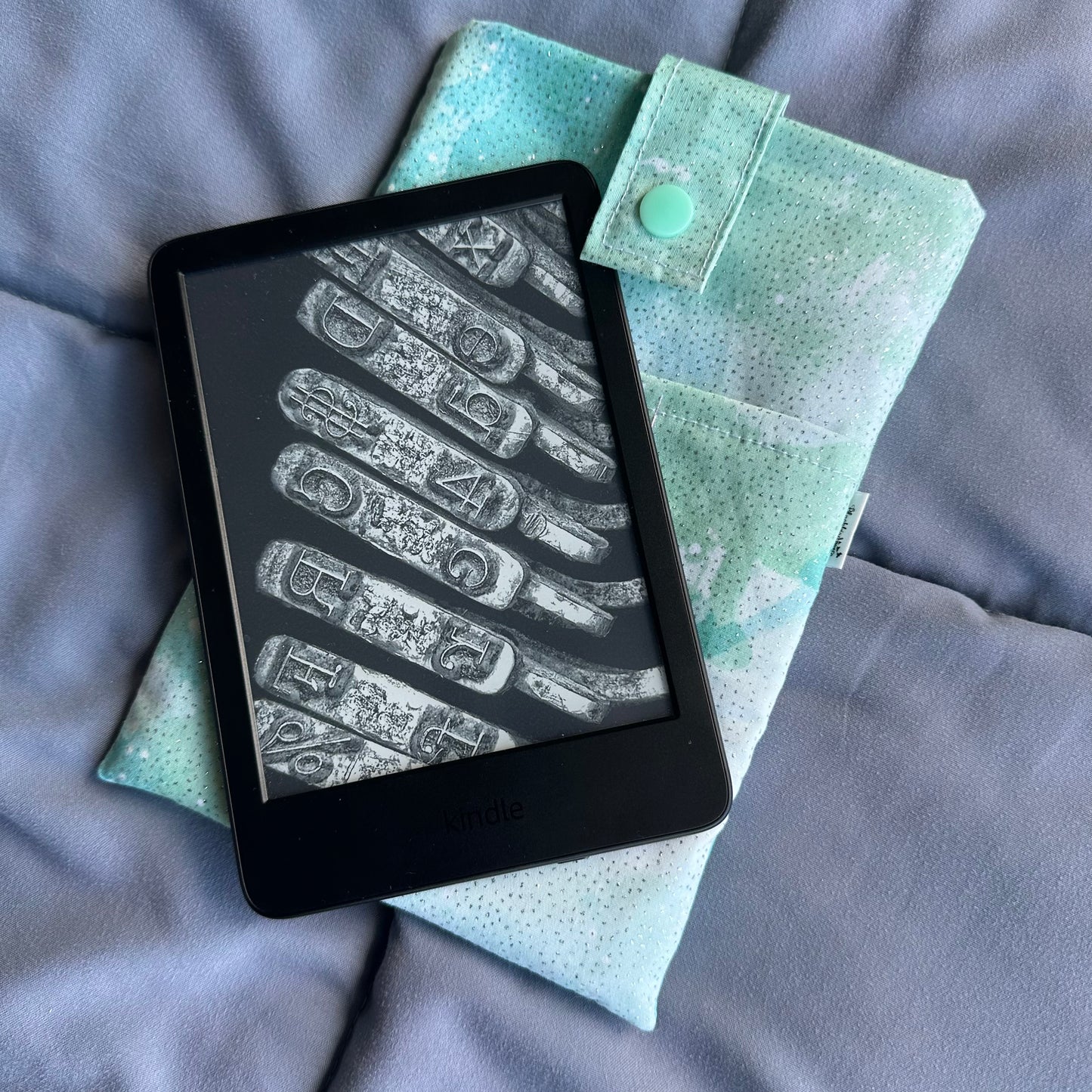 Mint Shimmer - Kindle / Book Sleeve